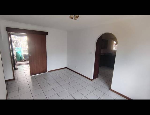 3 BEDROOM HOUSE FOR SALE IN SEA VIEW
